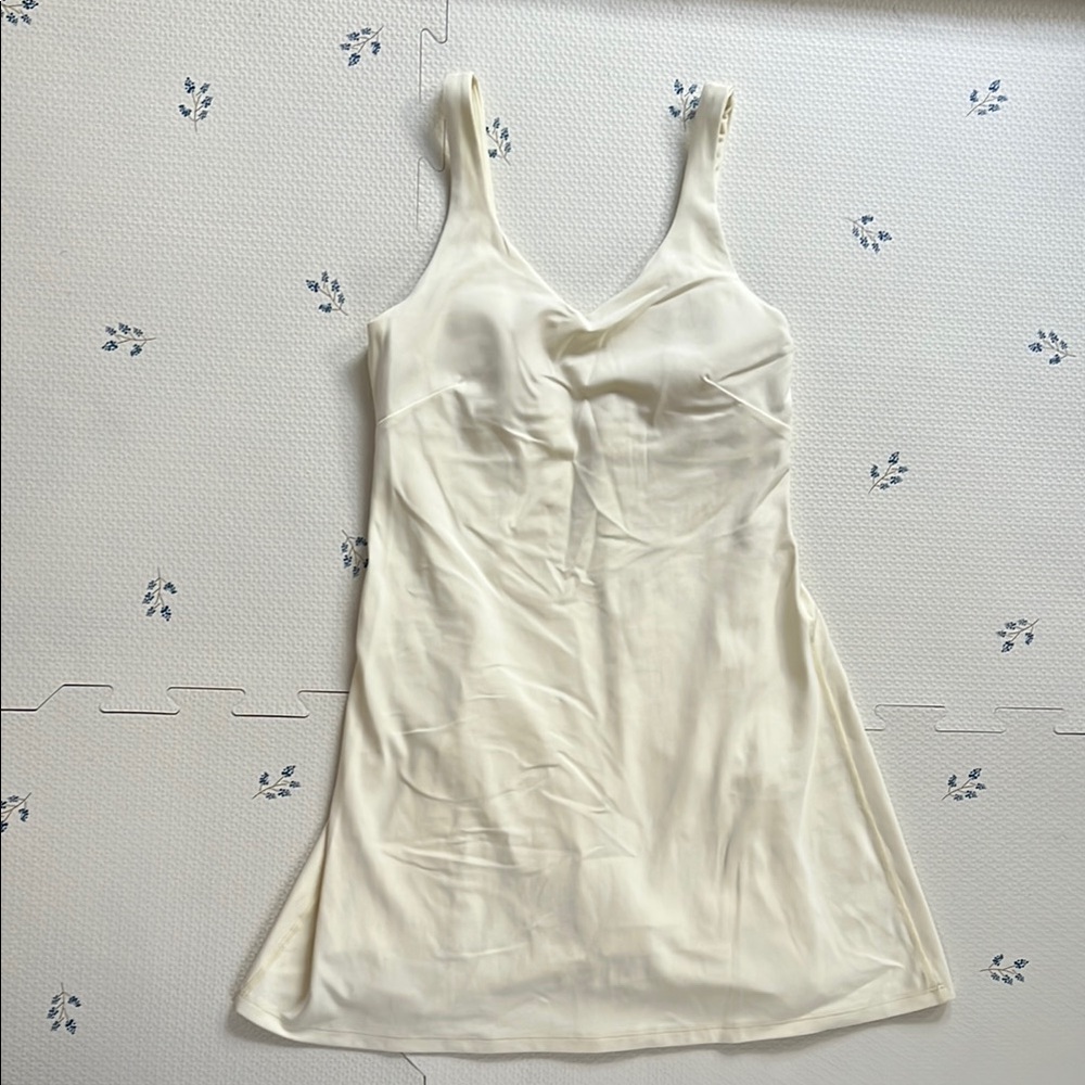 Lululemon Align Women’s Dress in Sundance in Size 6